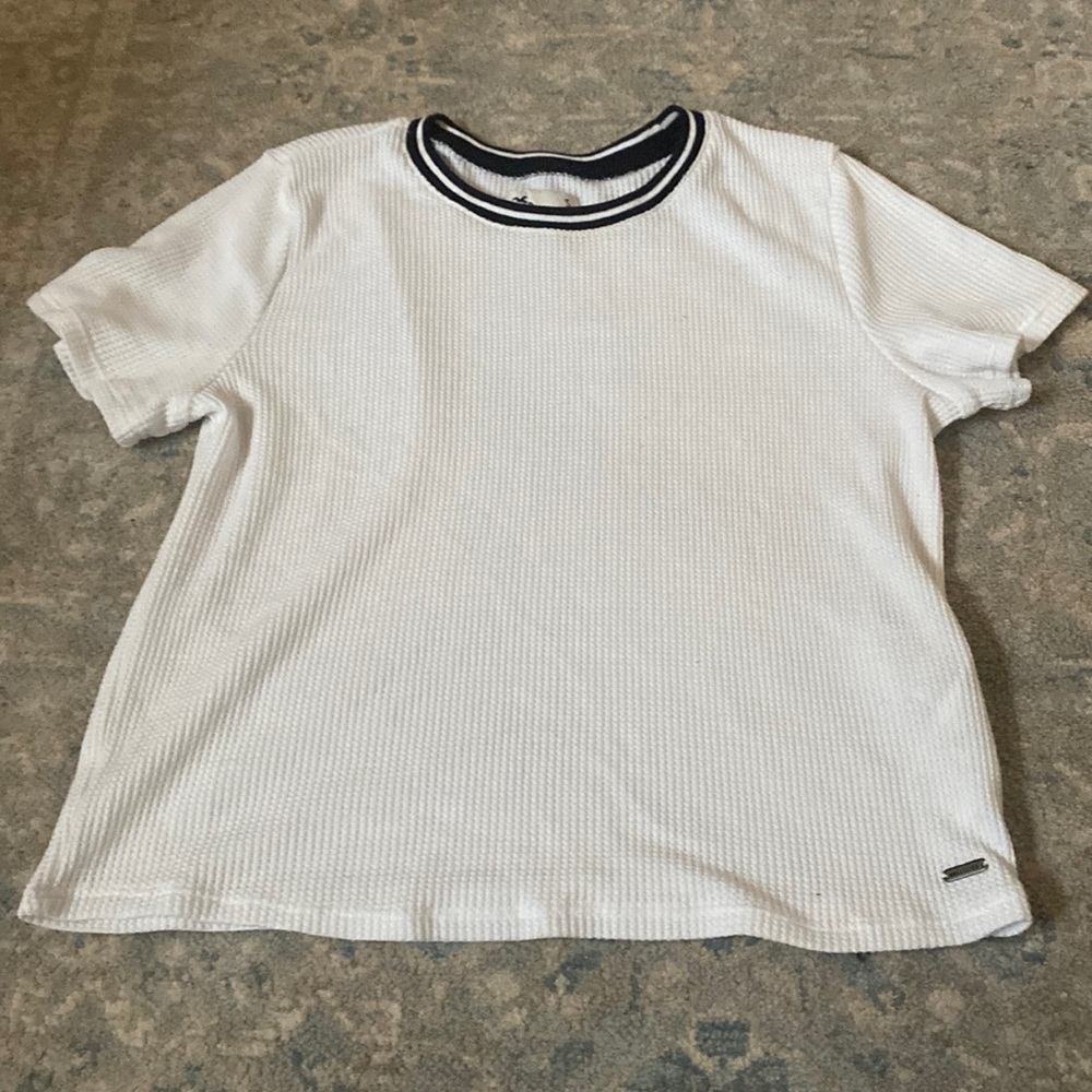 hollister shirt